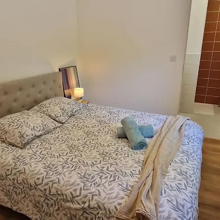 Willa La Riviere & Saint-Laurent-de-Medoc