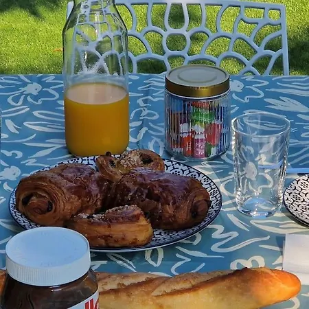 La Riviere & Willa *