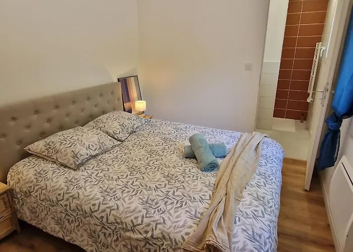 Vila La Riviere & Saint-Laurent-de-Medoc