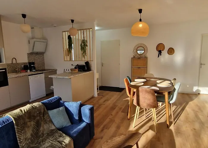 La Riviere & Vila Saint-Laurent-de-Medoc